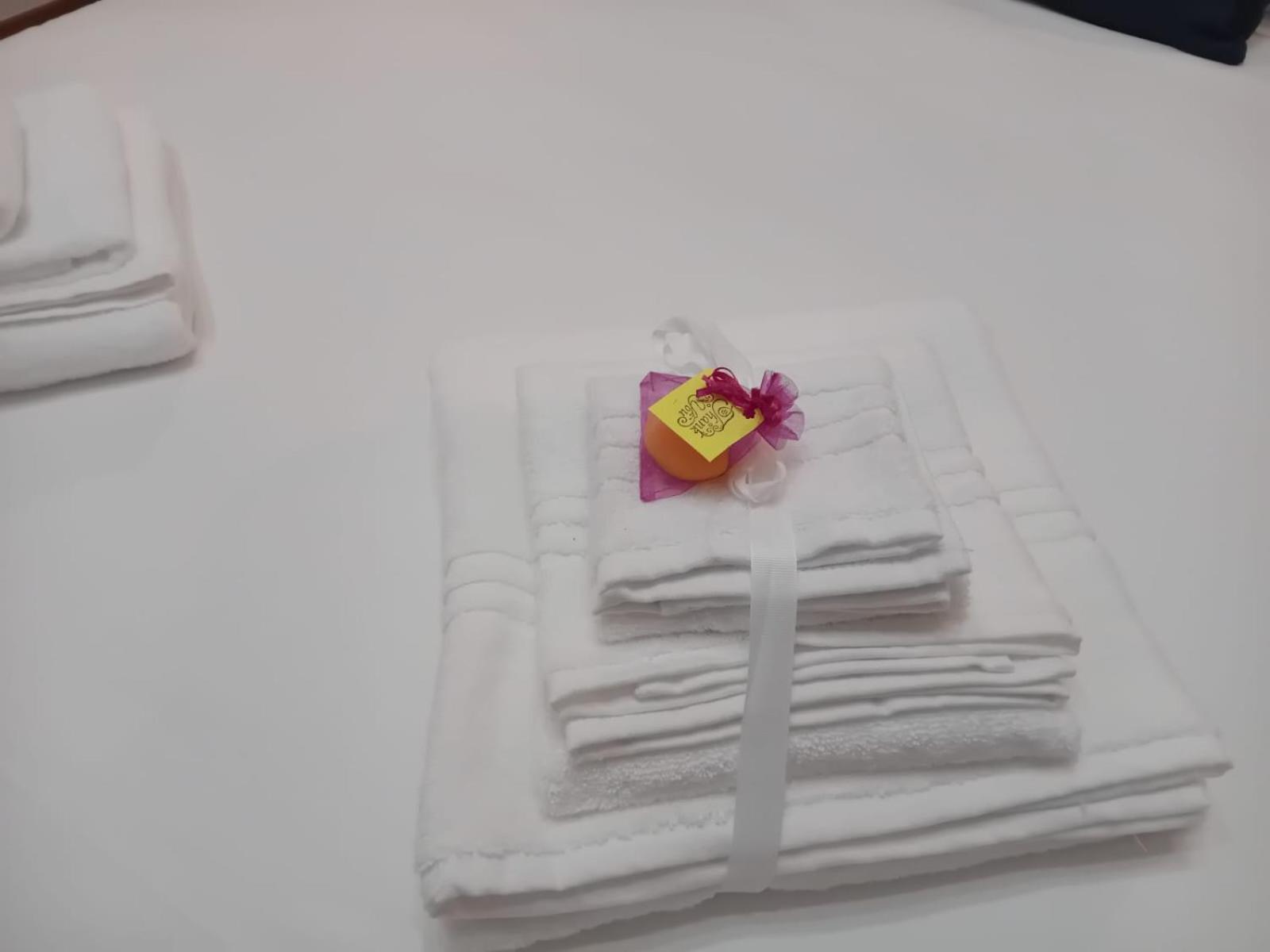 Antico Palazzo Bed & Breakfast Салерно Екстериор снимка