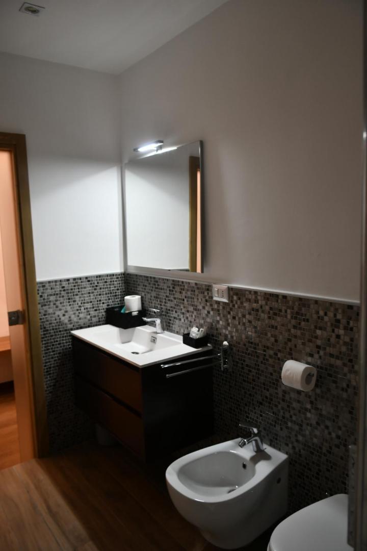 Antico Palazzo Bed & Breakfast Салерно Екстериор снимка
