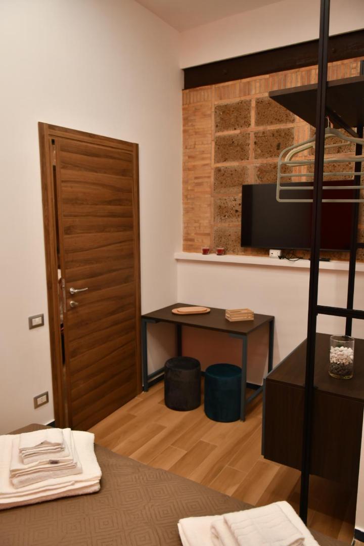 Antico Palazzo Bed & Breakfast Салерно Екстериор снимка