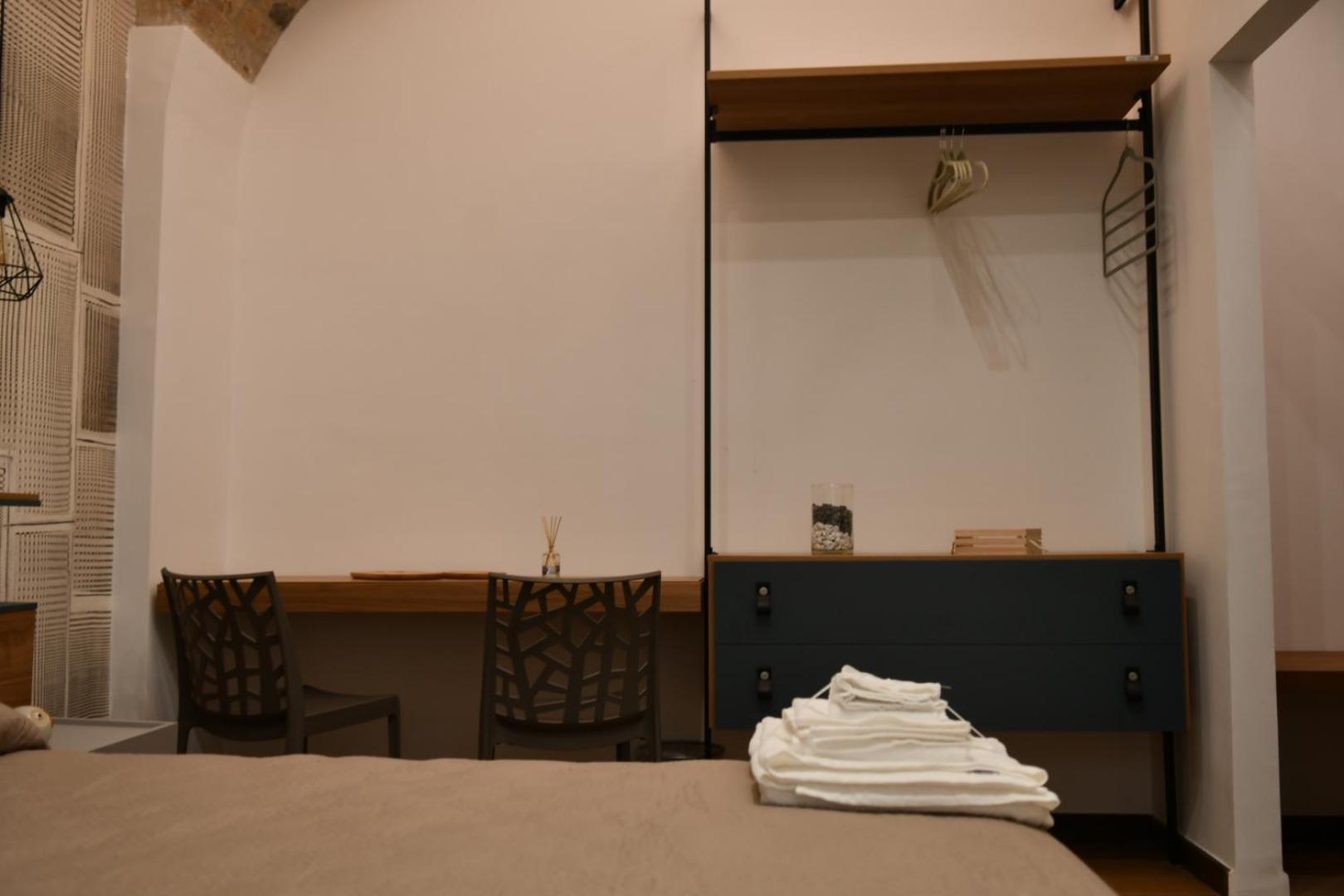 Antico Palazzo Bed & Breakfast Салерно Екстериор снимка